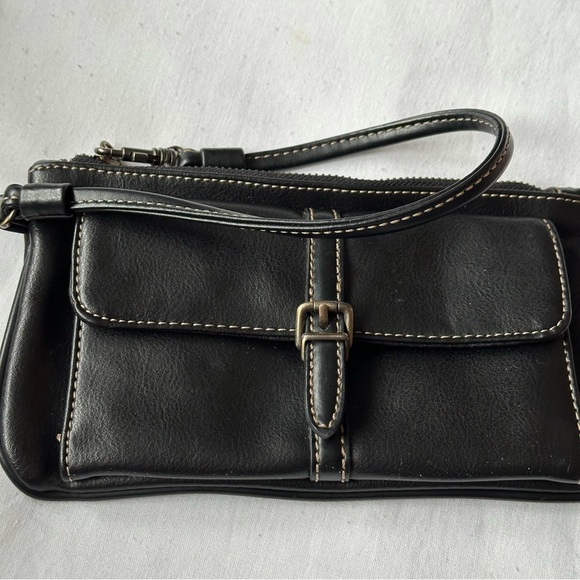 Nine West Wristlet Wallet Black - Picture 1 of 7